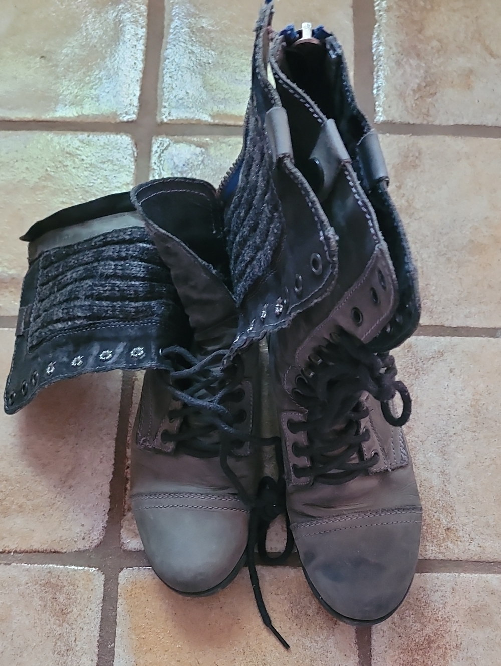 Steve Madden Gray/Black Lace-Up Fold-Over Ankle Boots